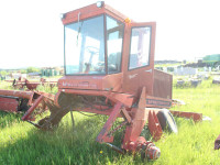 PARTING OUT: 1990 Westward 7000 Swather (Parts & Salvage)