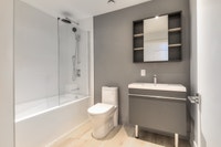 Apartment for rent logement locatif-Studio-2.5-2 1/2-1cc-VSL Montreal TMR-Vanier-metro du college de... (image 2)