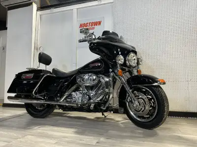 2007 Electra Glide Standard, Vance & Hines Ovals, Hi-Flow Intake, Factory Sound System, Chrome Front...