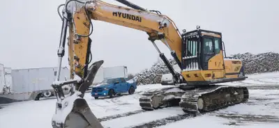 11,675 hours, Cummins engine, hydraulic thumb, raised cab, forestry undercarriage with new sprockets...