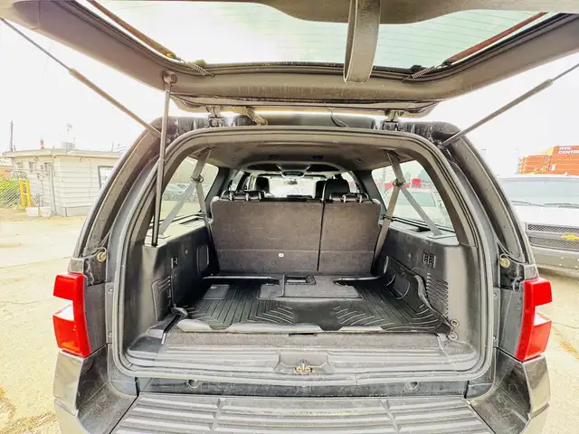 2013 Ford Expedition EL Limited in Cars & Trucks in Edmonton - Image 18