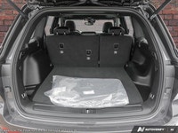 Only 19 Miles! This Jeep Grand Cherokee has a strong Regular Unleaded V-6 3.6 L/220 engine powering... (image 6)