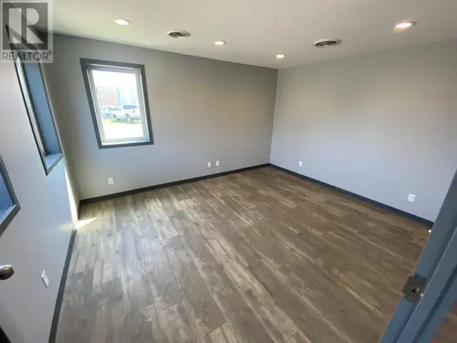 10215-10219 95 AVENUE Fort St. John, British Columbia in Commercial & Office Space for Rent in Fort St. John - Image 7