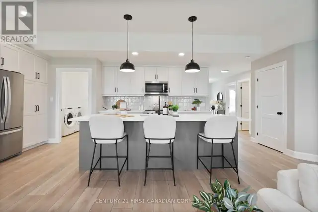 21 HAMILTON STREET North Middlesex (Ailsa Craig), Ontario in Houses for Sale in Grand Bend - Image 12