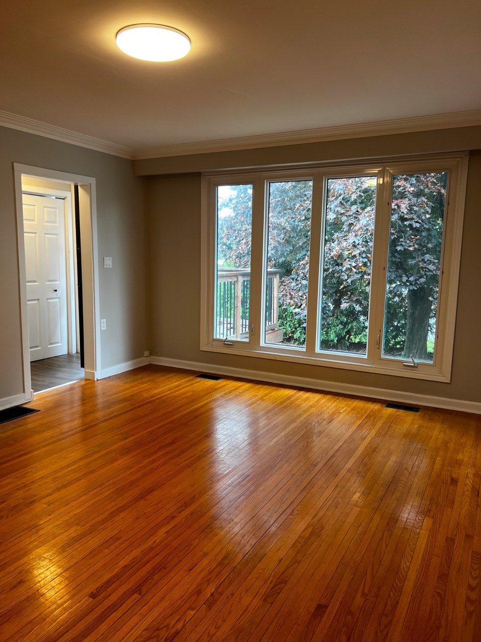 1993 Kenwood St - 2 bedroom apt for rent 2