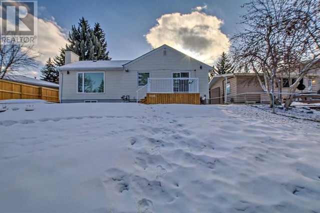 9816 Palistone Road SW Calgary, Alberta in Houses for Sale in Calgary - Image 2