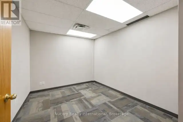 UNIT #200 - 2709 COVENTRY ROAD Oakville (WP Winston Park), Ontar in Commercial & Office Space for Rent in Oakville / Halton Region - Image 14