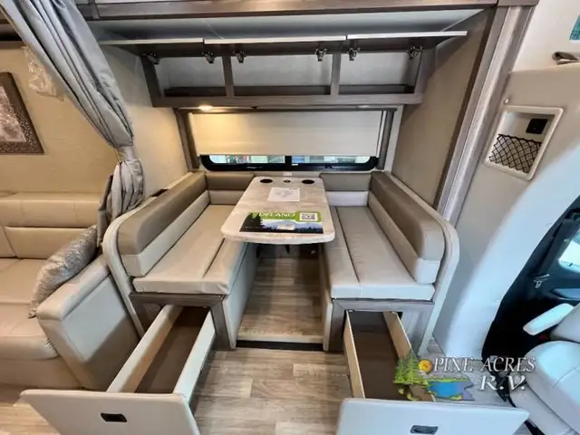 2024 Thor Motor Coach Delano Sprinter 24FB Diesel in RVs & Motorhomes in Moncton - Image 12