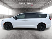 HEATED FRONT SEATS, ADAPTIVE CRUISE CONTROL, REMOTE ENGINE START, POWER LIFTGATE, HEATED STEERING WH... (image 5)