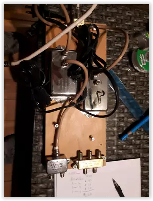 Systeme à deux amplificateur de cable de une entré à 6sorties. Ampli de marque Provo , 10db de 50 à...