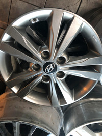 4 Mags Hyundai 16 pouces a vendre Laval / North Shore Greater Montréal Preview