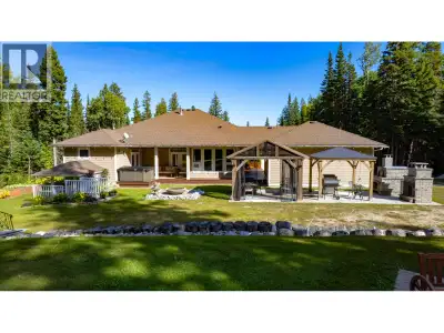 An elegant, custom built home with tailored craftsmanship and high-end architectural detailing ... t...
