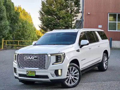 2022 GMC Yukon Denali XL – 3.0L Duramax Diesel! Rare Diesel | 7-Seater | Frost White | Denali Luxury...