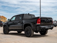Welcome to Barrie Dodge Chrysler Jeep. 3.0L I-6 twin turbo engine - 4x4 drivetrain - Advanced infota... (image 5)