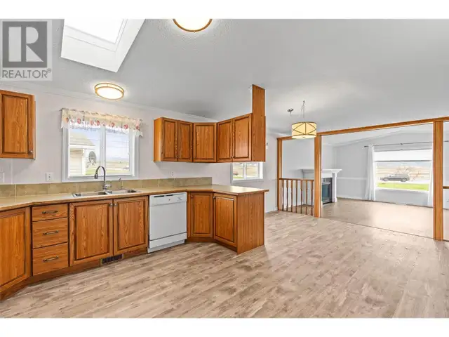 12560 Westside Road Unit# 13 Vernon, British Columbia in Houses for Sale in Vernon - Image 15