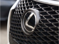 2017 LEXUS NX 200T - NO ACCIDENTS - ONE OWNER - BACKUP CAMERA - HEATED FRONT SEATS AND STEERING WHEE... (image 7)