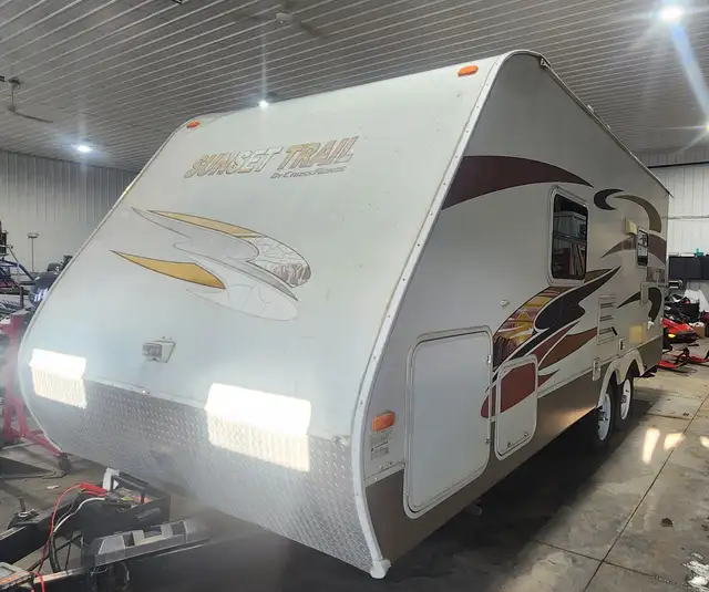 2007 Cross Roads SUNSET TRIAL in RVs & Motorhomes in Prince Albert - Image 4