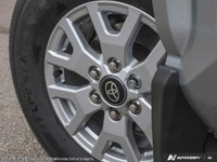 Experience the robustness and versatility of the 2026 Toyota Tacoma 4x4 Double Cab Auto, finished in... (image 7)