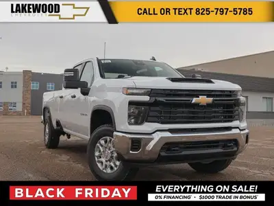This Chevrolet Silverado 3500HD delivers a Turbocharged Diesel V8 6.6L/403 engine powering this Auto...