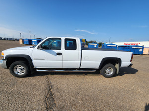 2005 GMC Sierra 2500HD SLE