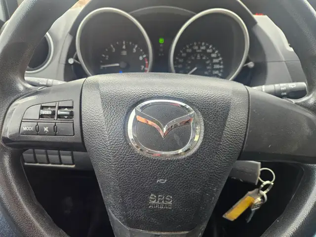 2012 MAZDA 5 6 PASSENGER'S LOOKS GREAT in Cars & Trucks in Hamilton - Image 10