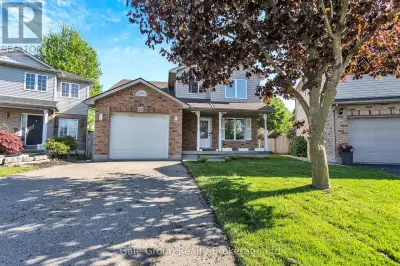 Welcome to 27 Crusoe Place a charming, move-in-ready 3-bedroom + den detached home situated on one o...