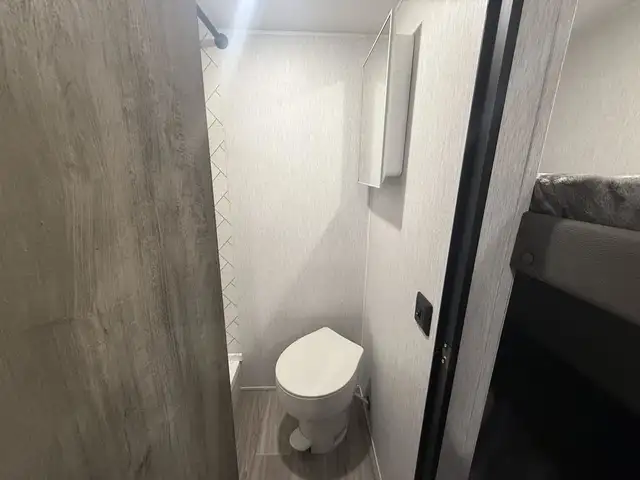 2026 Sunset Park RV Sunlite Limited 19BH in Travel Trailers & Campers in Longueuil / South Shore - Image 7