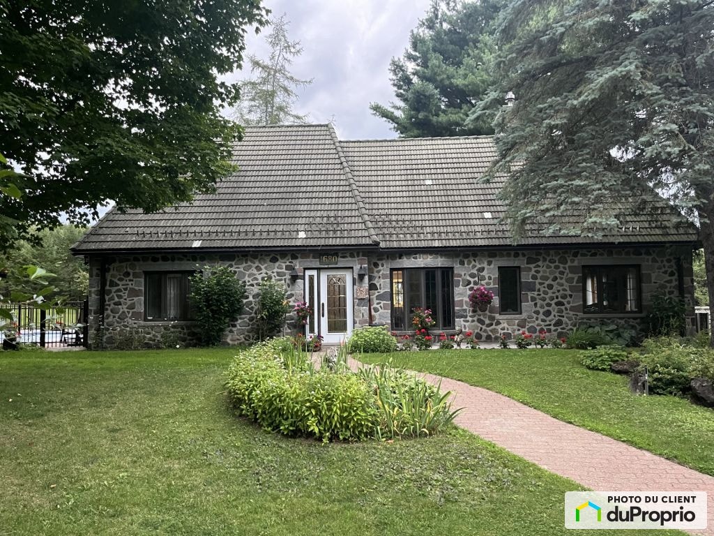 $1,195,000 - 2 Storey for sale in Dunham — photo 1