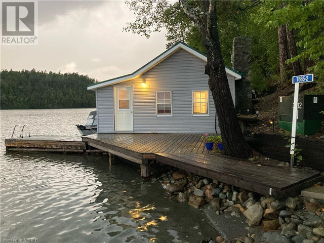665 PT CHIMO Island Unit# 2 Temagami, Ontario in Houses for Sale in North Bay
