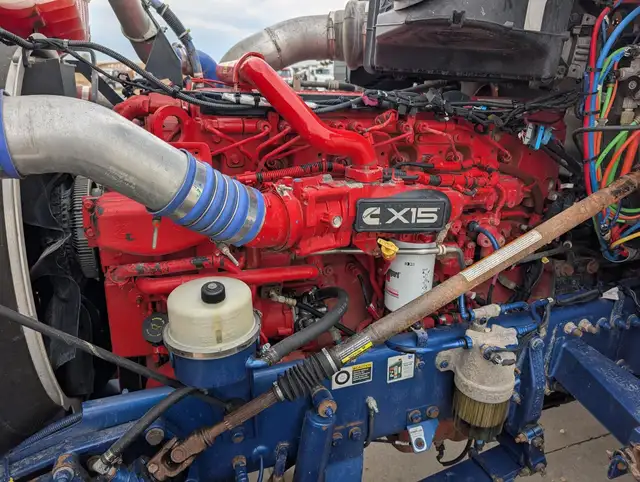 2021 KENWORTH W990 in Heavy Trucks in Saskatoon - Image 28
