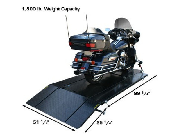 MOTORCYCLE LIFT 1500lb - $2,600 - CLENTEC in Motorcycle Parts & Accessories in London - Image 3