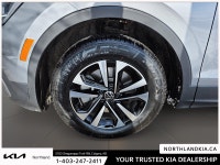 2024 Volkswagen Tiguan Trendline 4Motion Ready for anything, from the streets of Calgary to the high... (image 6)