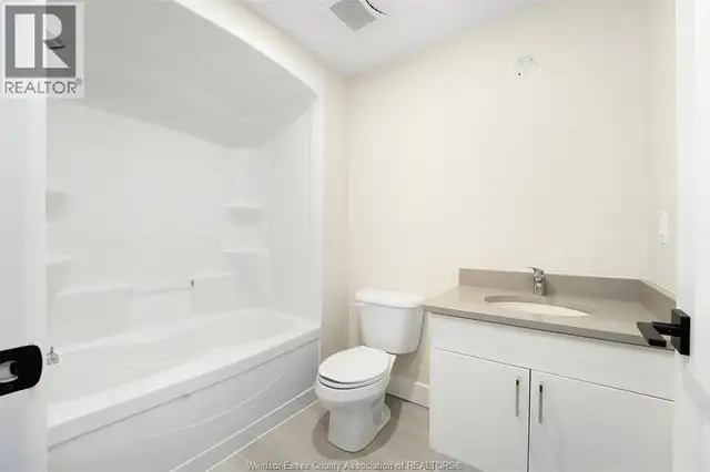 2550 SANDWICH WEST PARKWAY Unit# 310 LaSalle, Ontario in Long Term Rentals in Windsor Region - Image 13