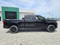 Kijiji Safety Equipment Daytime Running Lamps with automatic exterior lamp control OnStar and Chevro... (image 3)