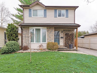 Charming 3-Bdm Detached Home on Quiet Street - North-West Barrie