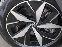 Unleash the future of driving with the stunning new 2025 Volkswagen ID.4 Pro in Deep Black Pearl. Th... (image 8)