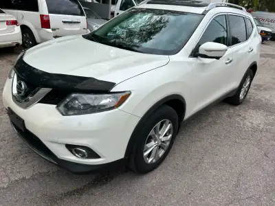 2015 NISSAN ROGUE SV ALL WHEEL DRIVE ONE OWNER, SUNROOF , NAVIGATION, BACKUP CAMERA, BLUETOOTH, POWE...
