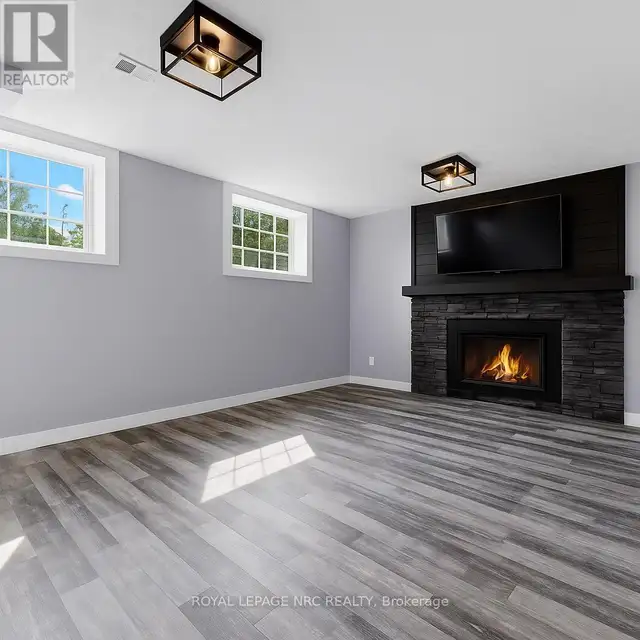 725 PARKDALE AVENUE Fort Erie (Crescent Park), Ontario in Houses for Sale in St. Catharines - Image 25