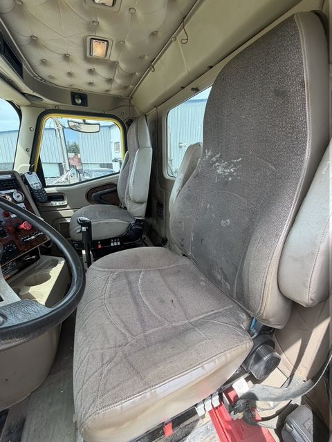2013 International PayStar 5900i 6X4 Tri/A Truck in Heavy Equipment in St. Albert - Image 8