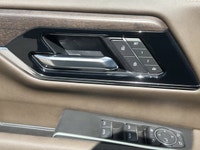 Capital Chevrolet Buick GMC This GMC Yukon XL boasts a Gas V8 6.2L/ engine powering this Automatic t... (image 7)