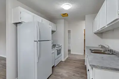 Welcome to The Chaparel Apartments, where quality meets convenience. Nestled in the heart of Saskato...