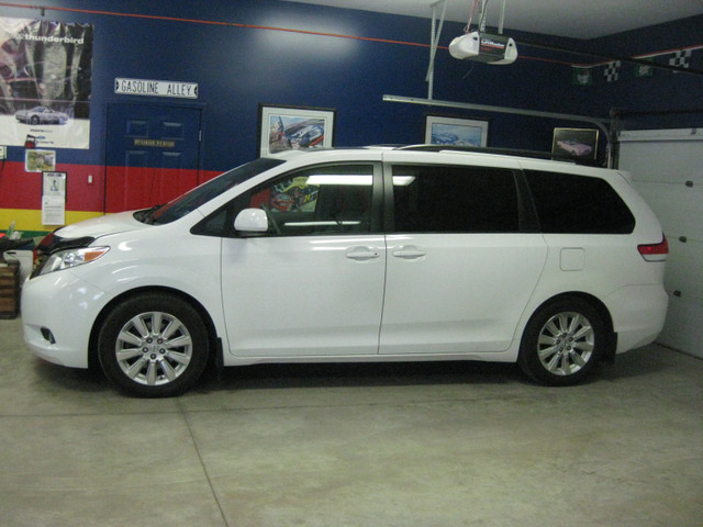 2014 Toyota Sienna XLE ..... ONE OWNER in Cars & Trucks in Winnipeg - Image 2