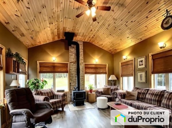 $270,500 - Bungalow for sale in St-Louis-De-Gonzague — photo 3