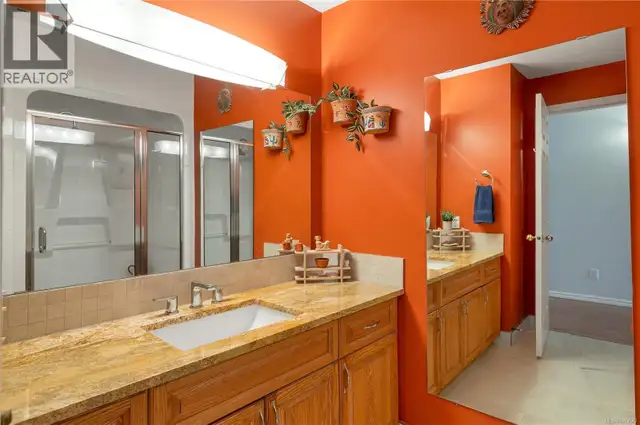 2 553 Island Hwy Campbell River, British Columbia in Condos for Sale in Campbell River - Image 27