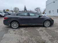 This AS-IS trade includes: Remote Keyless Entry Power Drivers Seat 8" Screen w/ AM/FM/CD Cruise Cont... (image 8)