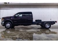 **ONE OWNER - ACCIDENT FREE** ORIGINAL FACTORY PRICE $99,525 324 KM This 2025 Ram 3500 4x4 Crew Cab... (image 3)