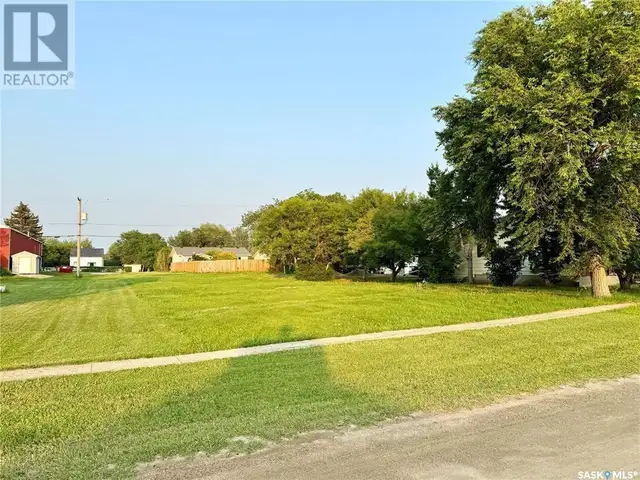 549 Ford STREET Bethune, Saskatchewan in Land for Sale in Moose Jaw - Image 13