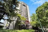 Promotions: To schedule a viewing call: 236-804-0545 The Summit at 1005 Jervis Street in Downtown Va... (image 1)