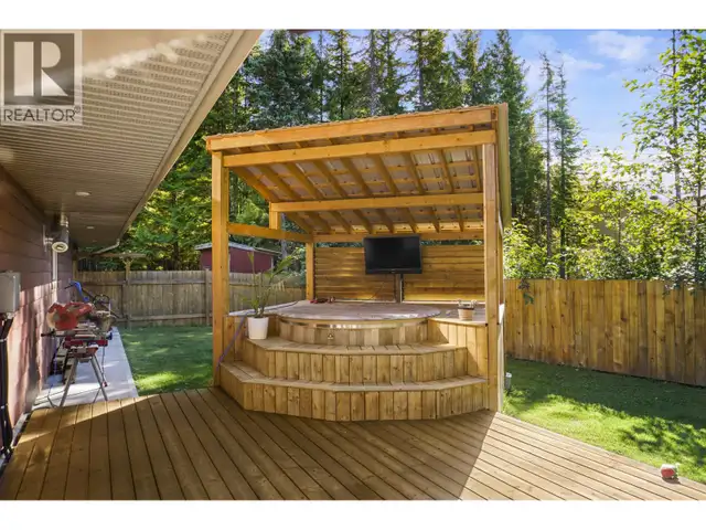 152 DEWBERRY STREET Kitimat, British Columbia in Houses for Sale in Kitimat - Image 5