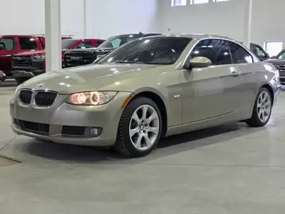 2009 BMW 335i 335i décapotable - Moteur 3.0L Turbo de 300hp - Intérieur cuir - Sièges chauffants - B...